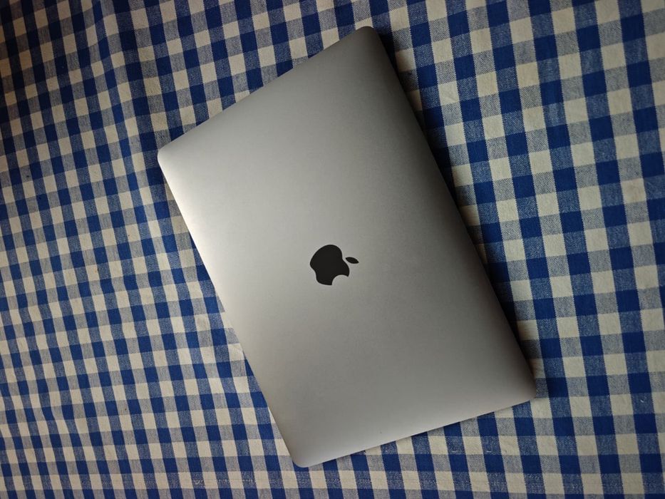 Macbook pro 2019510313339122493443