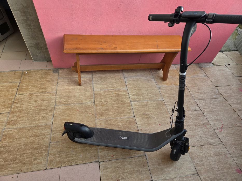 Trotinete Eléctrica/ Segway Ninebot E2