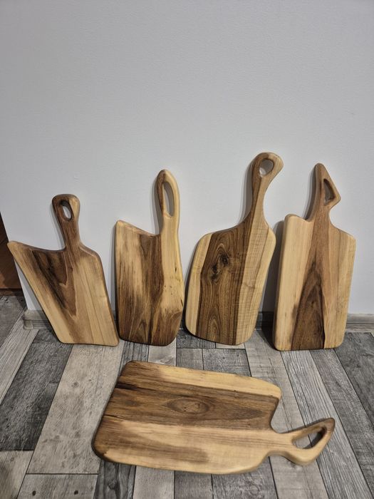 Deska do krojenia serwowania z jesionu