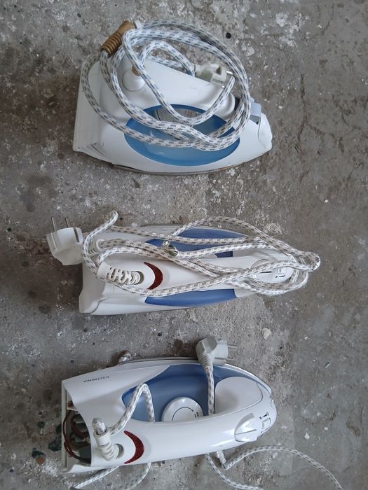 3 ferros de passar a roupa