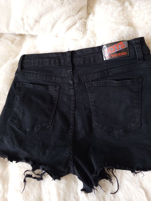 Spodenki czarne jeans z przetarciami Denim