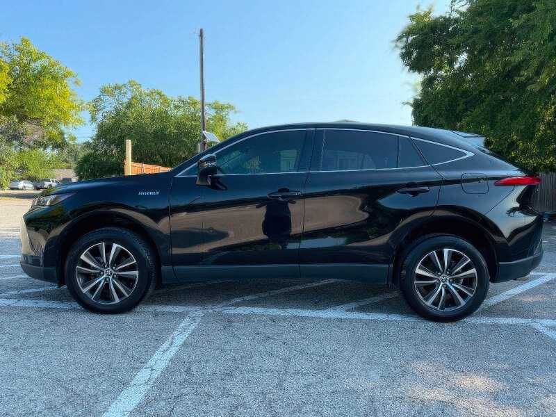 2021 Toyota Venza LE