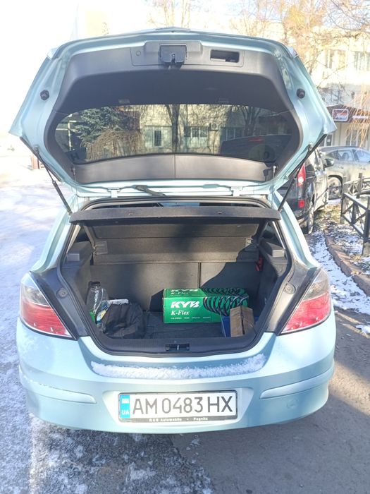 Продам Opel astra h