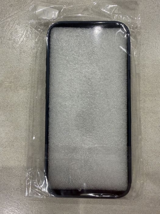 Чохол на iPhone 17