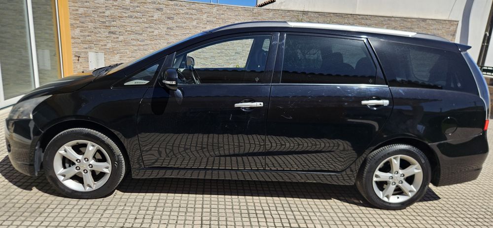 Carrinha mitsubishi grandis 2.0