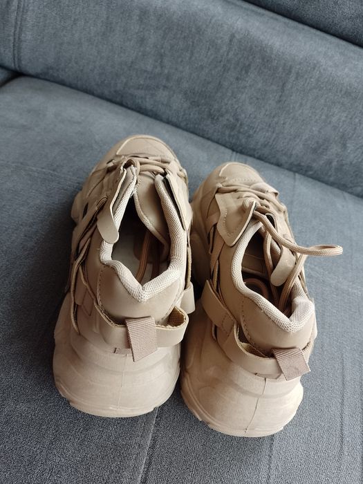 Buty  rozm    38