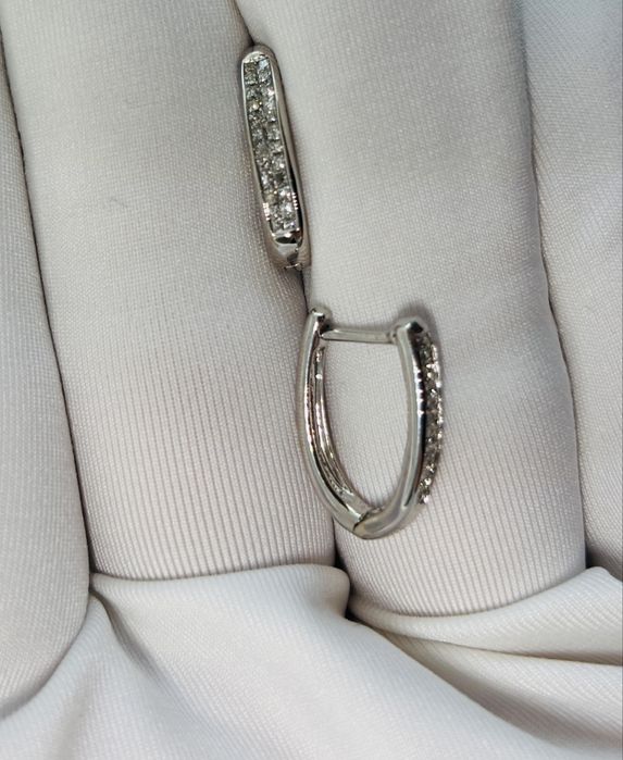 Сережки з діамантами