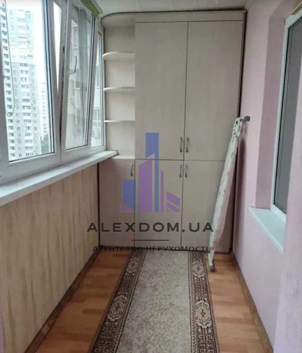 Продаж 1к квартири вул. Милославська 45. Троєщина у