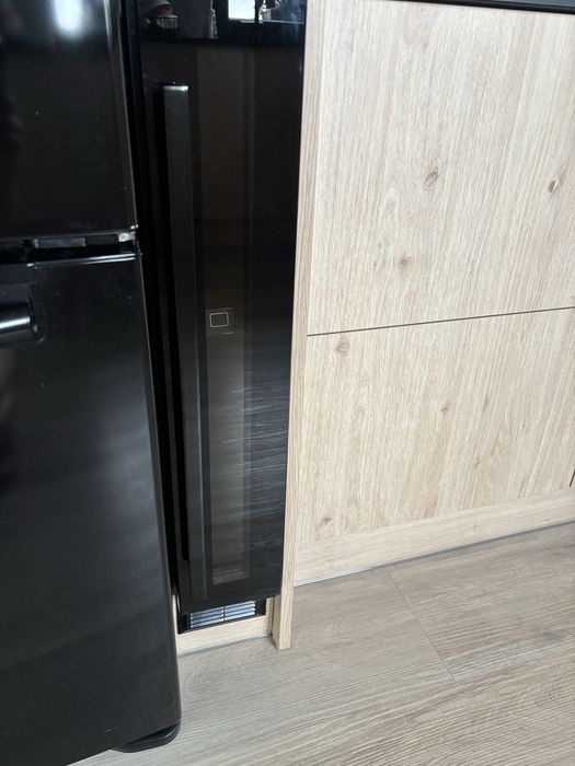 Chlodziarka do wina amica