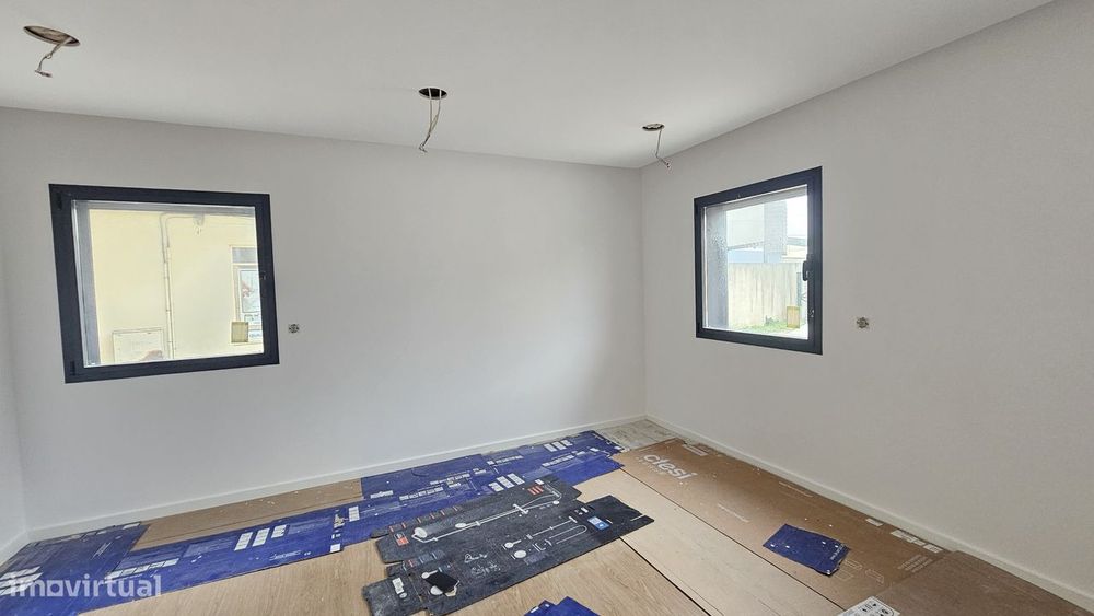 T2 Novo | Terraço | 2 Lugares de garagem — Esgueira, Aveiro