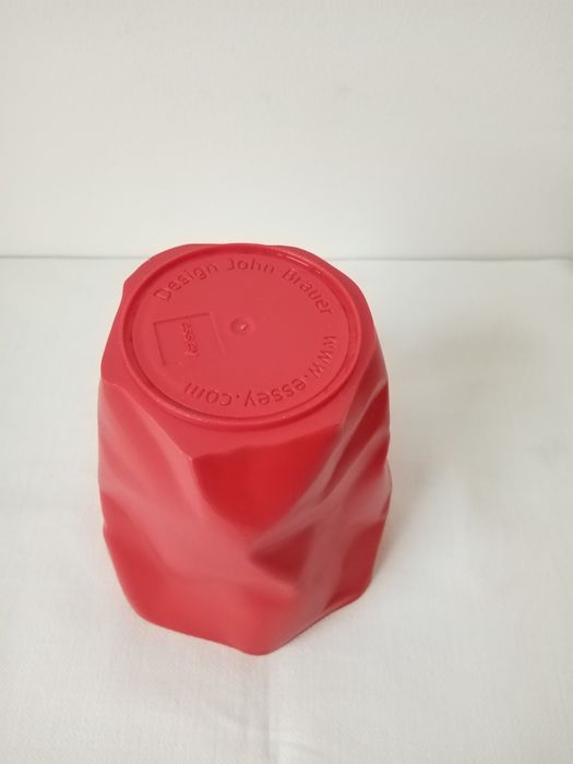 Pojemnik na pisaki i długopisy Johna Brauera