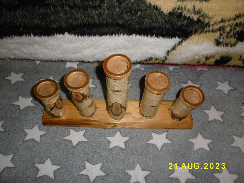 1 świecznik  na 5 podgrzewaczy drewniany