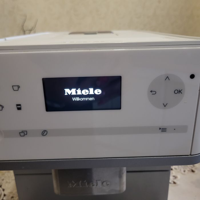 Кавоварка  Кофемашина  MIELE