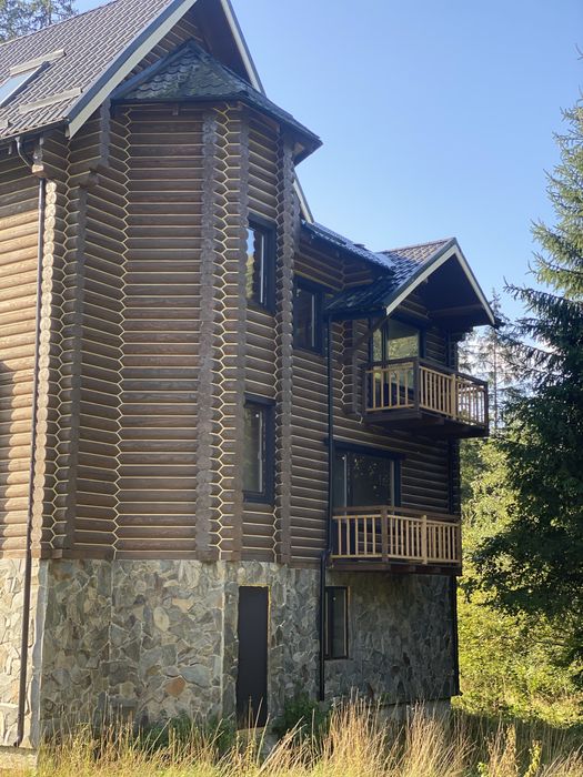 КОТЕДЖ (будинок) у Верховині