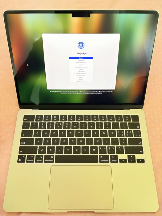 MacBook Air 13.6” з чіпом Apple M2