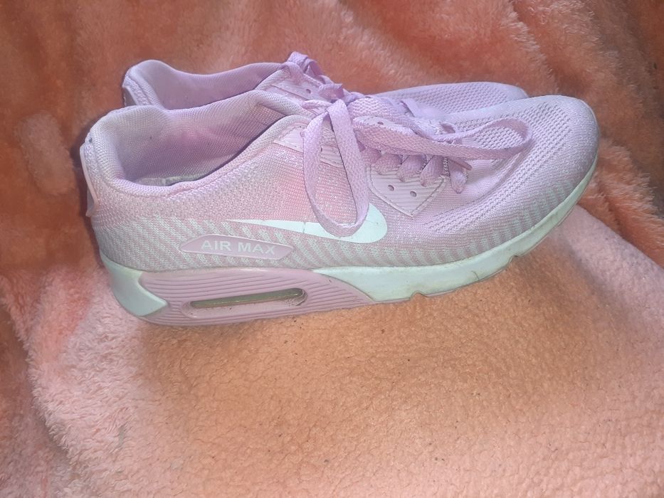 Розовые женские кроссовки Nike Air Max 90 бу 39 размер
