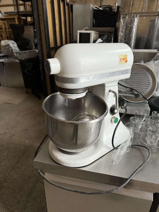 Міксер планетарний EWT PM-LT5B