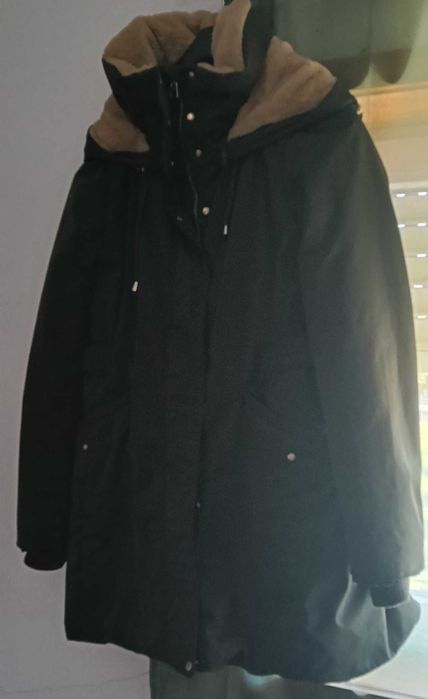 Parka / Casaco de Inverno Zara Verde com Forro em Pelo - Novo (XL)