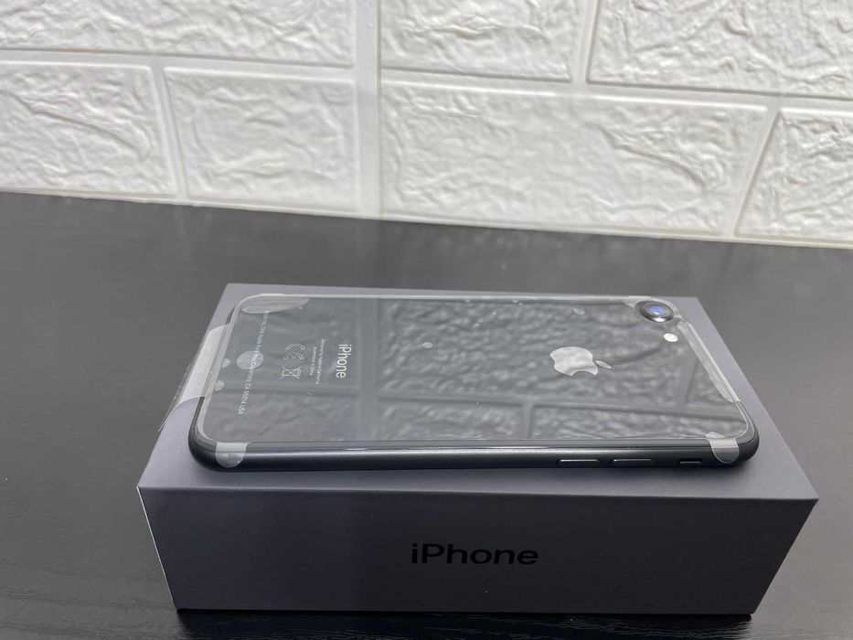 Apple iPhone 8 128gb Neverlock NEW Не активований 100% АКБ