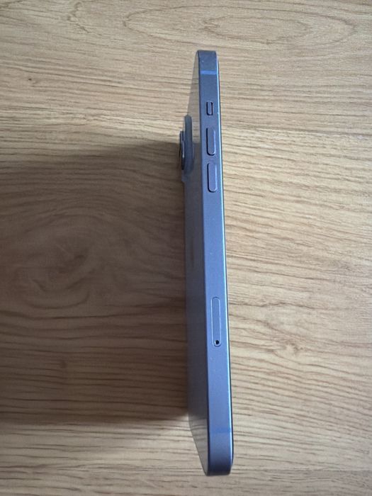 IPhone 14 plus niebieski