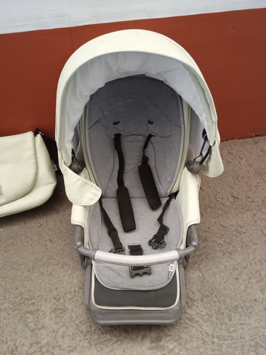 Продам дитячу коляску