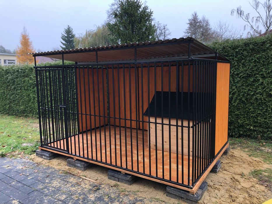 Zewnętrzny kojec dla psa, wybieg