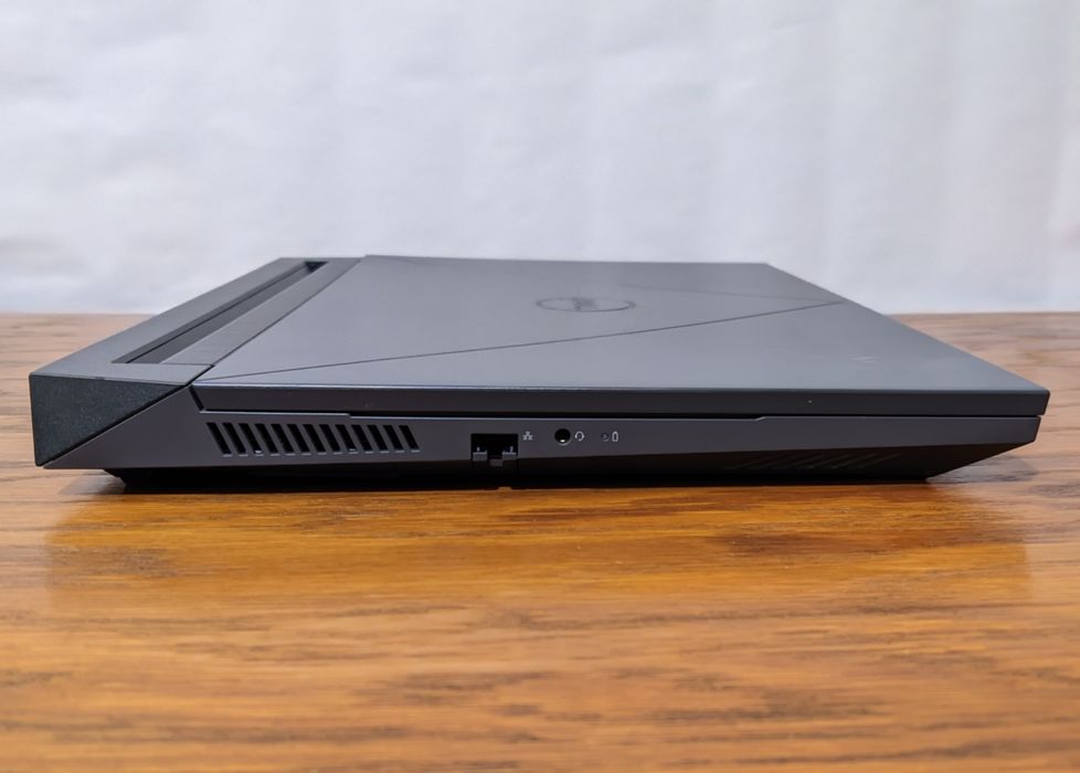 Dell G15 5530 rtx4060 i7-13650hx 360гц