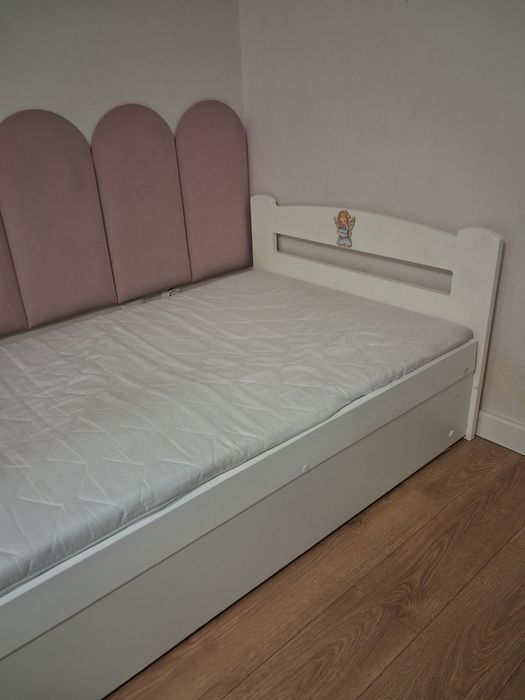Sprzedam dwa łóżka 90×200, Łóżko plus materac