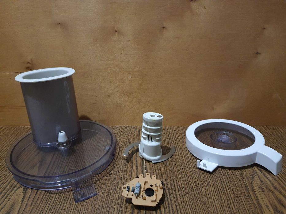 Кухонный комбайн BRAUN  K - 700, K - 600 ( комплектующие ).