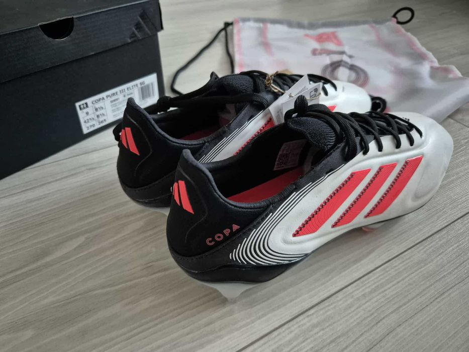 Profesjonalne korki adidas Copa Pure III Elite SG ID9057 rozm. 42 2/3