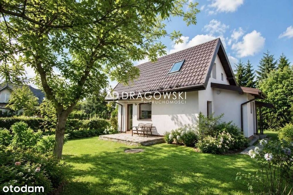 Przytulny domek z zielonym ogrodem, Chylice
