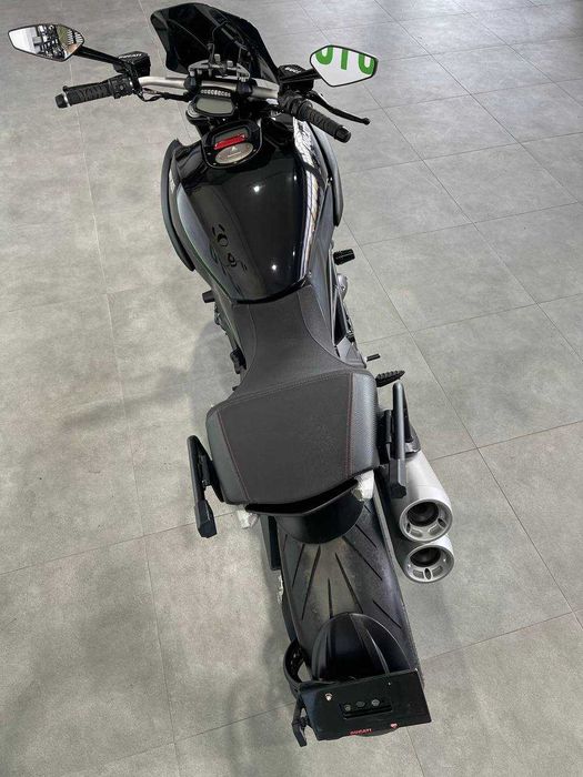 Мотоцикл Ducati diavel 1200