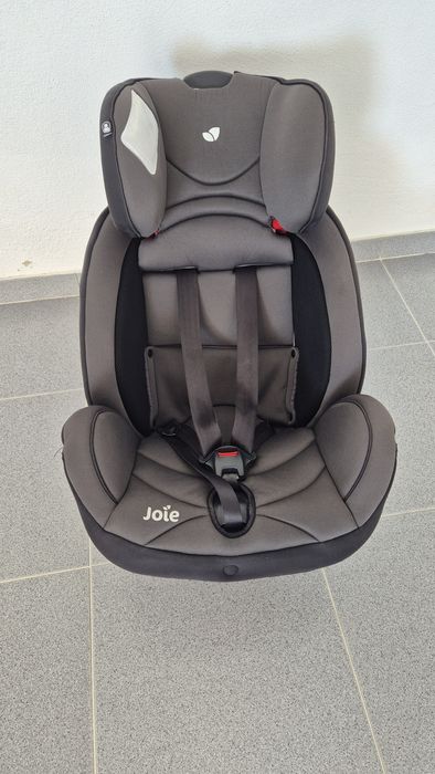 Cadeira  Joie auto para bebé