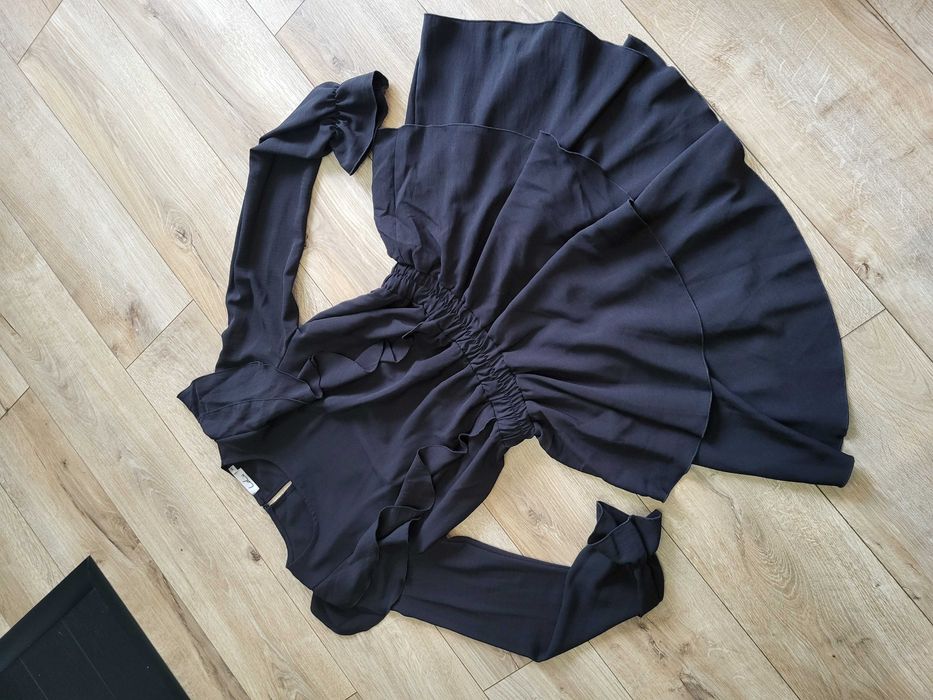 Prześliczna sukienka czarna LaLu r. M (r. 38-2) stan  nowa