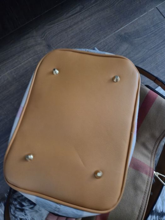 Burberry сумка  нова