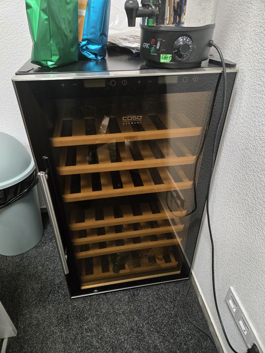 Винний холодильник