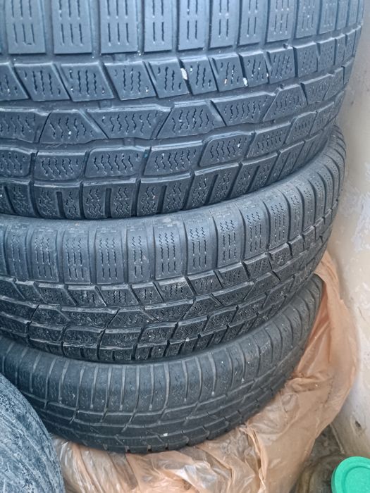 215/60/16 Continental