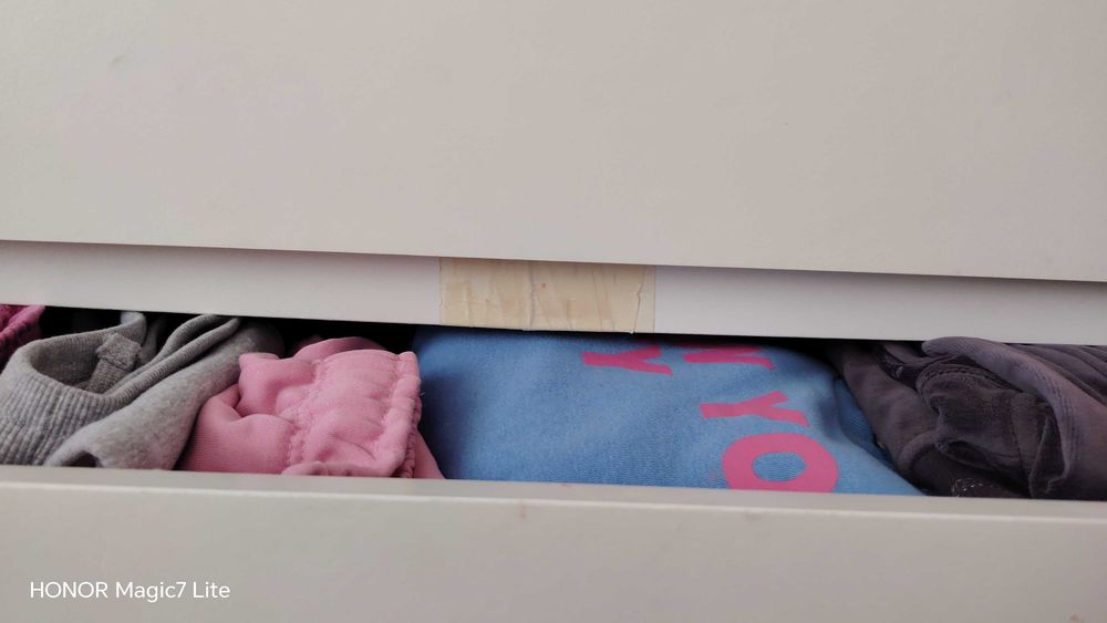 Cómoda branca- IKEA