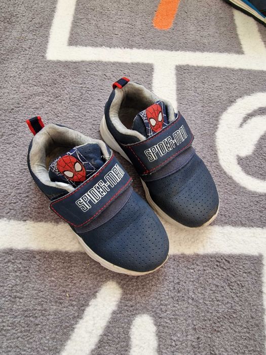 Buty adidasy chłopięce 16 cm. Cool club smyk. Spider men. Roz 24.