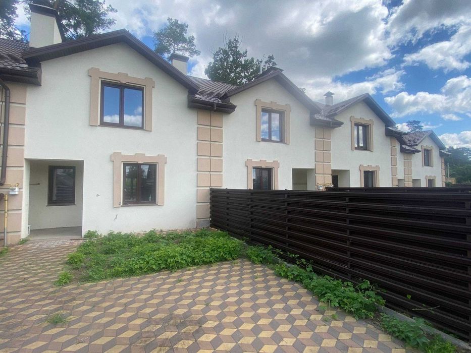 Двоповерховий таунхаус в Бучі 121,5 м² є Газ, окремий передній двір!!!