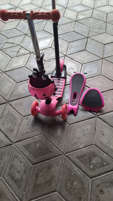Продам самокат дитячий