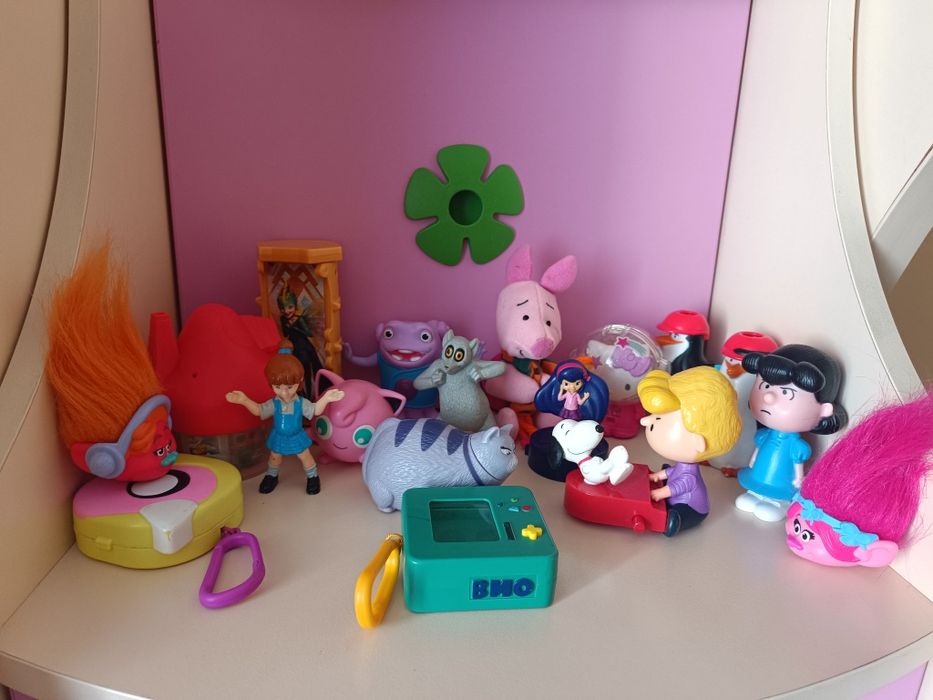 Продам много игрушек (17 шт)