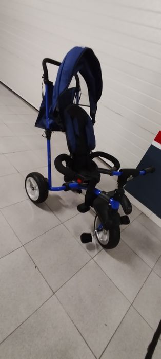 Carrinho de crianças