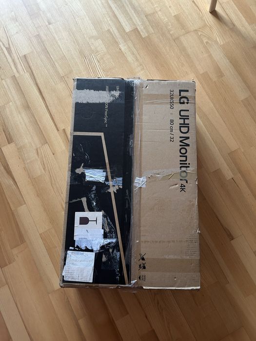 Монітор LG 32UK550 | 32