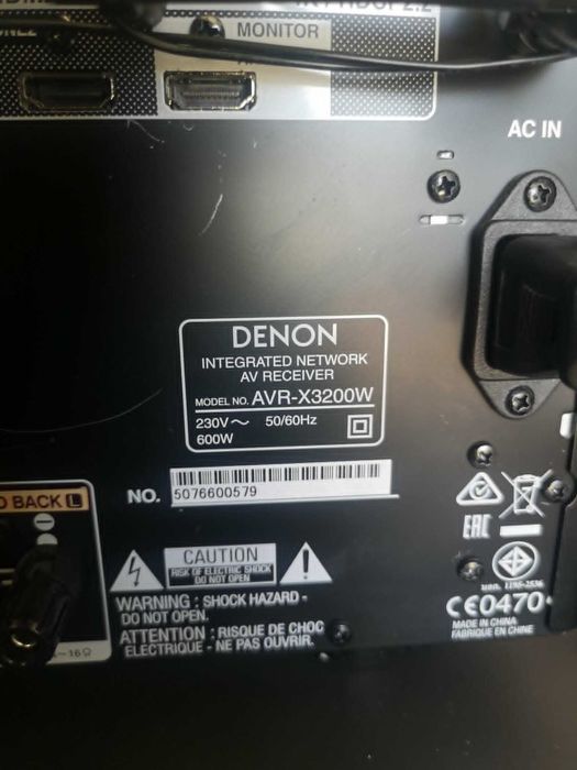 Amplituner AVR-X3200W
