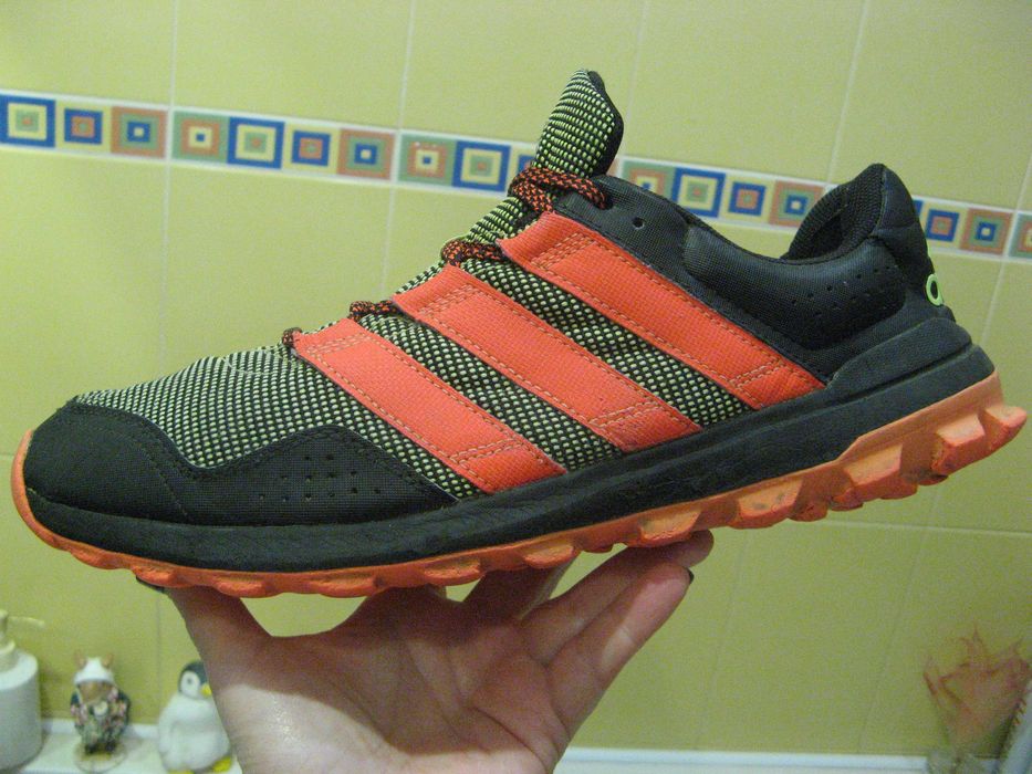 Кроссовки Adidas  44.5