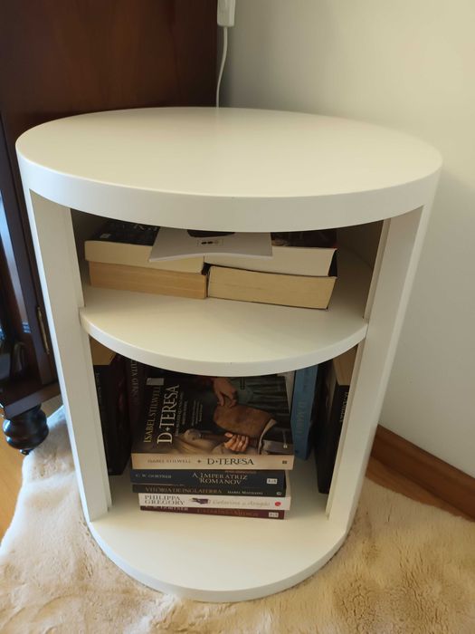 Invulgar Mesa de Apoio