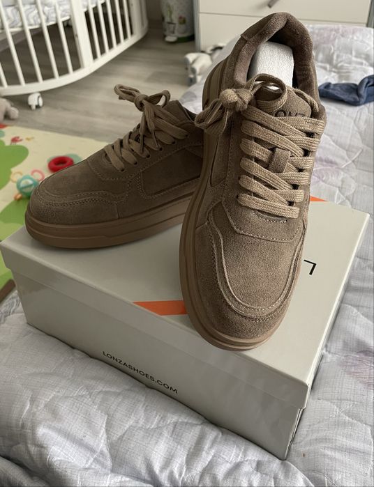 Кросівки утеплені з натуральної замши