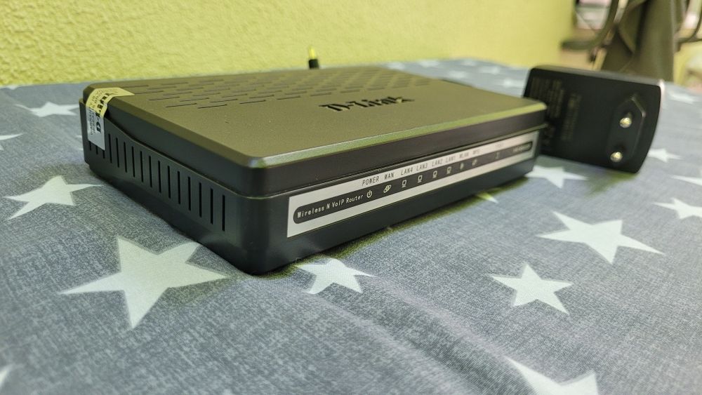 Роутр D-LINK N5402SP Wi-Fi.