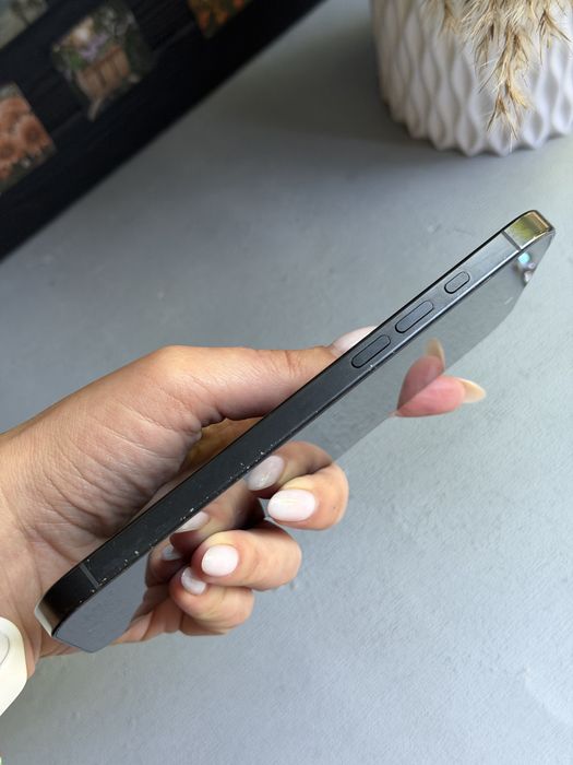 Apple iPhone 16 Pro Max 256GB Black. Esim. Б/в